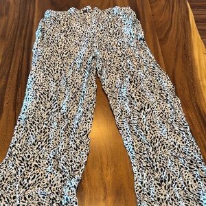 Hurley Black and White Patterned Pants